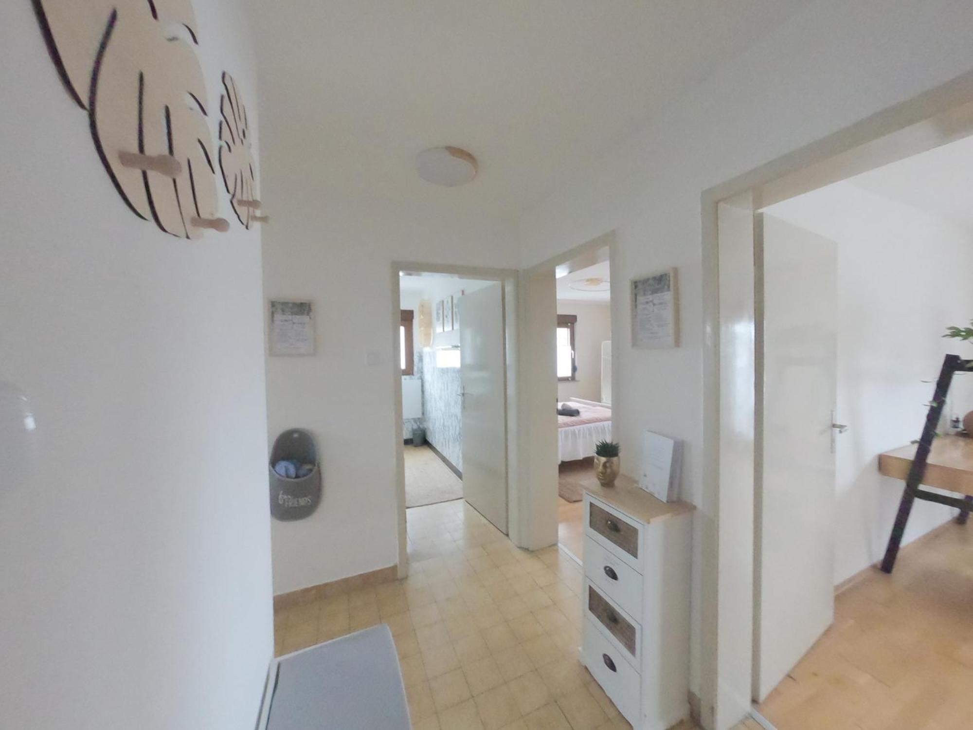 Happybnb Apartment Mit Sonniger Terrasse Lochgau Extérieur photo