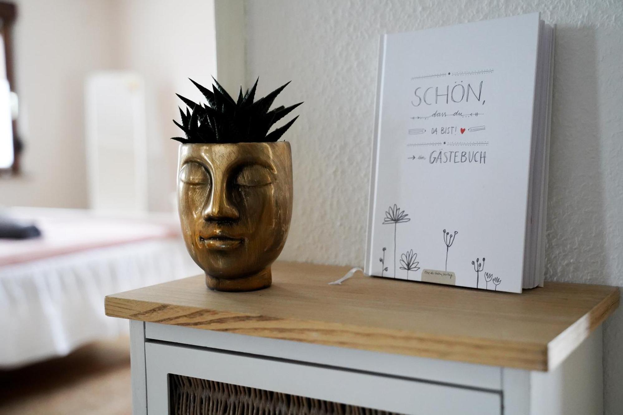 Happybnb Apartment Mit Sonniger Terrasse Lochgau Extérieur photo