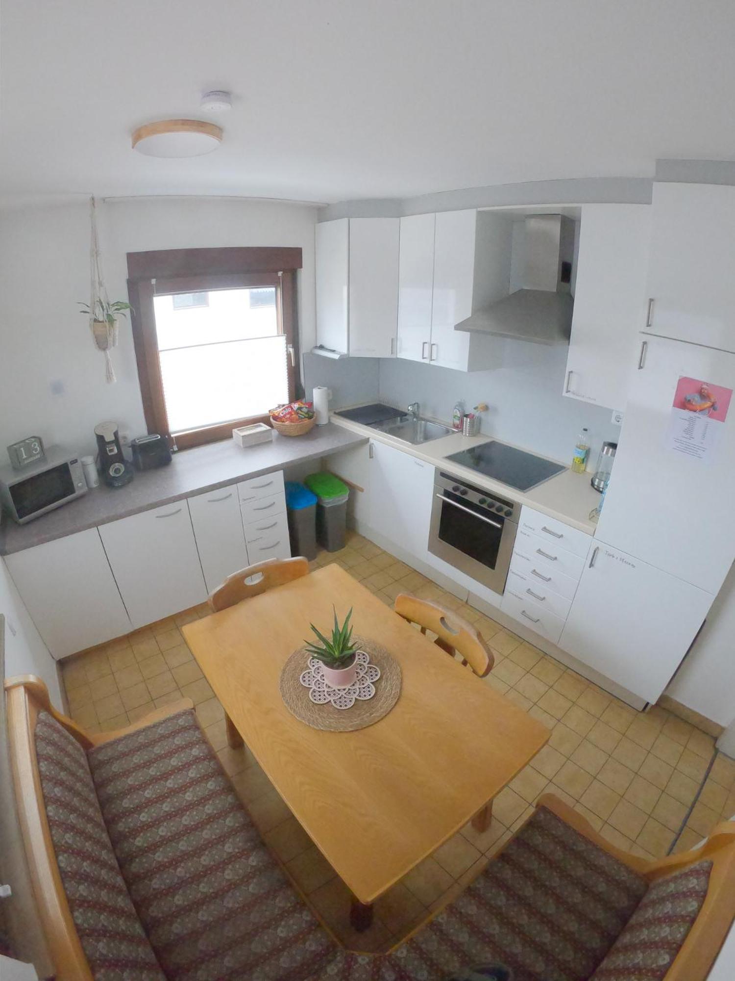Happybnb Apartment Mit Sonniger Terrasse Lochgau Extérieur photo